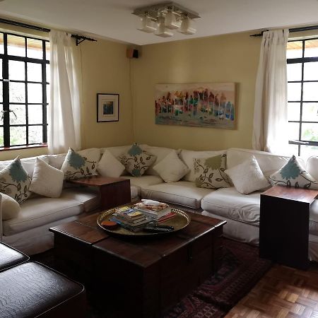 Hob House Hotel Nairobi Bagian luar foto